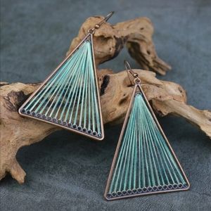 Triangle Threaded Earrings